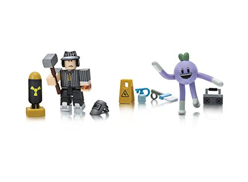 Roblox  Cleaning Simulator: Todd The Turnip and Car Crusher: Panwellz (Two Figure Pack)
