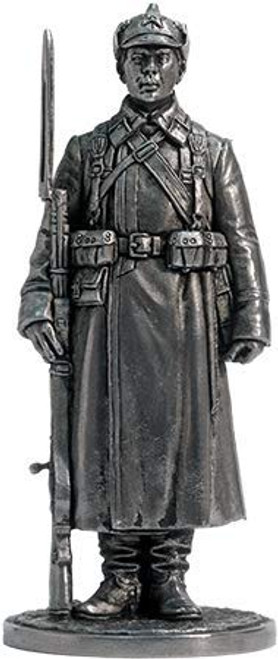 The Red Army Soldier in The Winter Marching Uniform Tin Soldiers Metal Sculpture Miniature Figure Collection 54mm Scale 1 32 WWII-28 The Red Army Soldier in The Winter Marching Uniform Tin Soldiers Metal Sculpture Miniature Figure Collection 54mm Scale 1 32 WWII-28