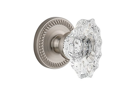 Grandeur Newport Rosette with Biarritz Knob, Double Dummy, Satin Nickel