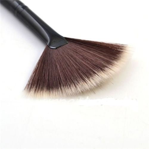 Pro Fan Shape Makeup Cosmetic Brush Blending Highlighter Contour Face Powder Pro Fan Shape Makeup Cosmetic Brush Blending Highlighter Contour Face Powder