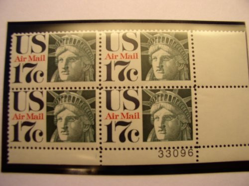 US Postage Stamps- 1971- Statue of Liberty- S C80- Plate Block of 4 17 Cent Stamps- MNH