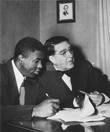 bucraft Branch Rickey Signs Jackie Robinson to Brooklyn Dodgers - 8X10 Photo -EP-523-