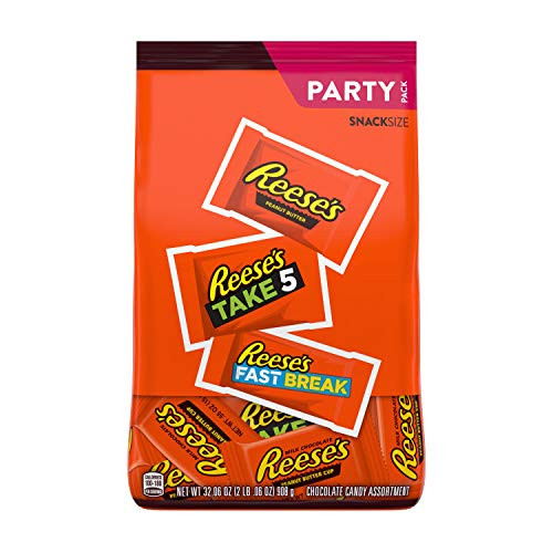 REESE'S Milk Chocolate Peanut Butter Assortment Snack Size Candy Bars- Bulk- 32.06 Oz. Party Bag