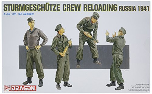 Dragon Models Sturmgesch?tze Crew Reloading Russia 1941 4 Figure Set (1/35 Scale)