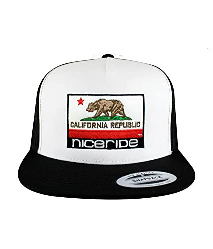 California Flag Trucker Classic Snapback Trucker Baseball Hat Black/White