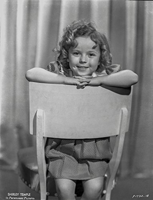 Shirley Temple Posed on the Chair Classic Portrait Photo Print (8 x 10) Shirley Temple Posed on the Chair Classic Portrait Photo Print (8 x 10)