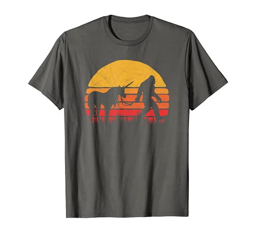 Funny Bigfoot - Sasquatch  and  Unicorn - Legends! T-Shirt