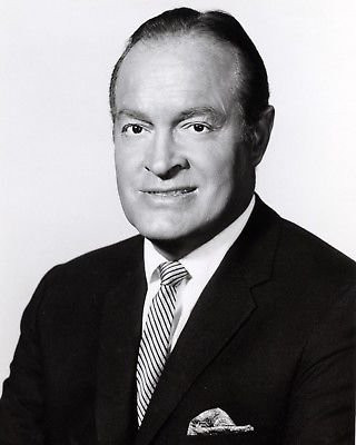 BOB HOPE 8x10 B and W Print Publicity Photo Comedy Television Memorabilia Photograph