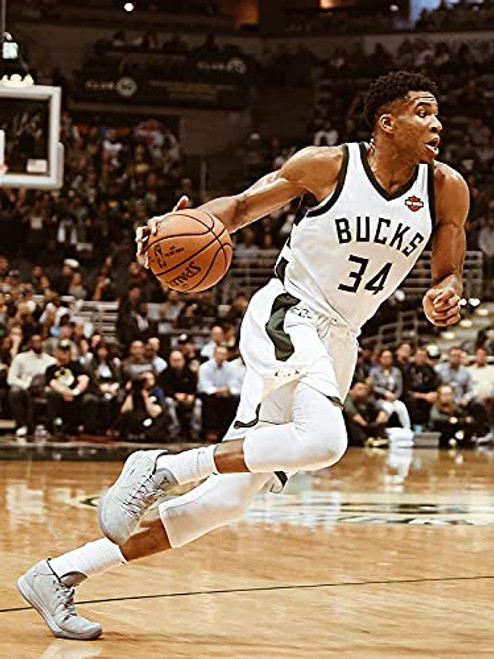 Giannis Antetokounmpo - Poster 11 x 17 inch Poster Print Frameless Art Gift 28 x 43 cm Matte Paper Surface Giannis Antetokounmpo - Poster 11 x 17 inch Poster Print Frameless Art Gift 28 x 43 cm Matte Paper Surface