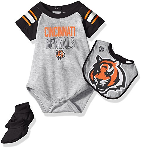 Outerstuff NFL Infant Blitz Onesie Bib and Bootie Set-Heather Grey-18 Months Cincinnati Bengals