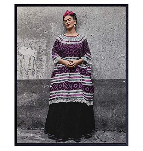Vintage Frida Kahlo Photo - Frida Kahlo Wall Art - Mexican Wall Decor - Frida Kahlo Poster - Frida Kahlo Gifts for Women Artists - Mexican Wall Art - 8x10 Unframed Picture