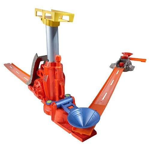 Hot Wheels Trick Tracks Claw Attack Stunt Set
