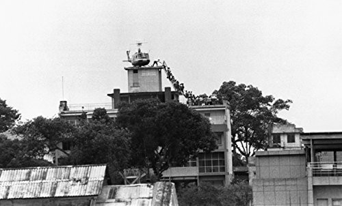 Historical Prints Express Fall of Saigon Vietnam War Us Embassy 16" x 10" - B and W Photo Art Print