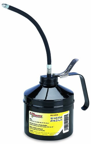 Lumax LX-1518 Black 32 fl. oz./1 Quart (960 ml) Handled Oiler with Vertical Flex Spout