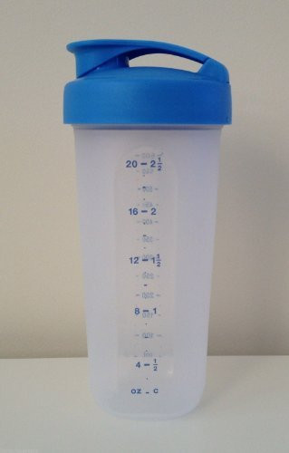 Tupperware Quick Shake 2 1/2cup Measuring  and  Shaking Container With Shy-Blue Flip-Top