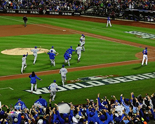 MLB Kansas City Royals 2015 World Series Champions Team Celebration Photo -Size: 8" x 10"-