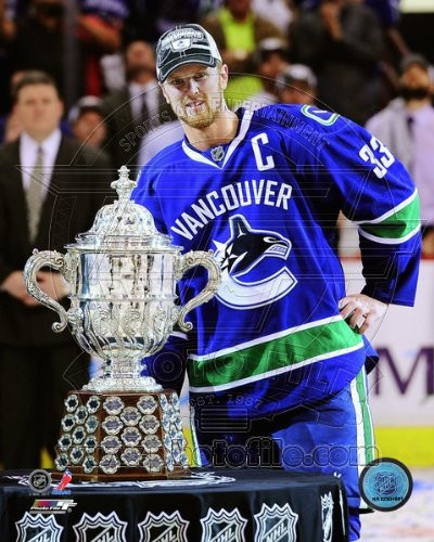 Henrik Sedin Vancouver Canucks 8x10 Photo AANP246