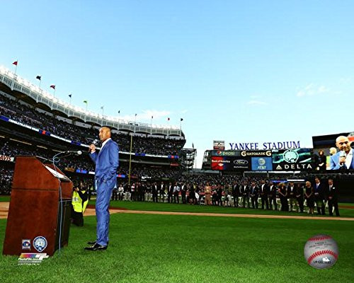 Derek Jeter New York Yankees 2017 Retirement Photo -Size: 8" x 10"-