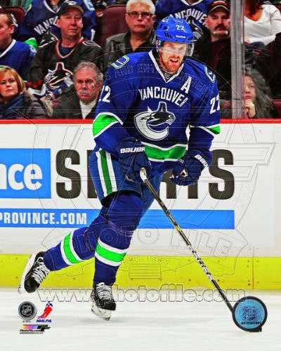 NHL Daniel Sedin Vancouver Canucks 2013 Action Photo 1 8x10