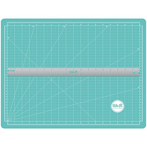 We R Memory Keepers Scalloped Magnetic Ruler Cutting Mat, Blue