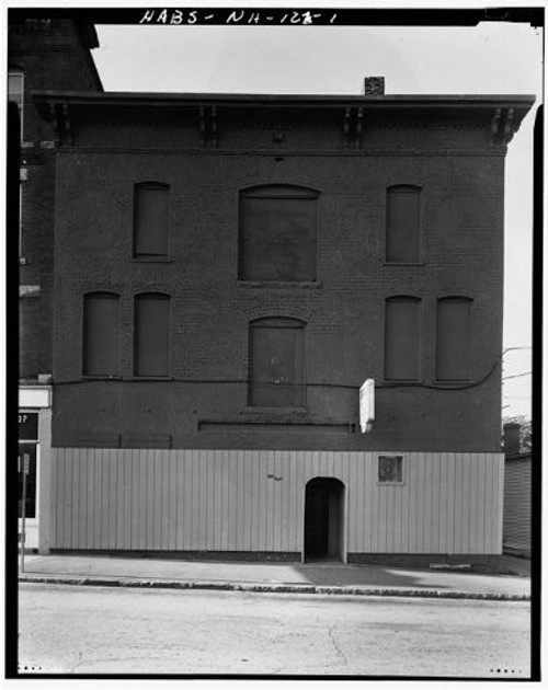 HistoricalFindings Photo: Cavanaugh Brothers Sales Stable,58 W Central Street,Manchester,New Hampshire HistoricalFindings Photo: Cavanaugh Brothers Sales Stable,58 W Central Street,Manchester,New Hampshire
