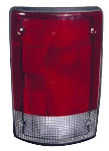 Depo 331-1933R-US Ford Econoline/Excursion Passenger Side Replacement Taillight Unit