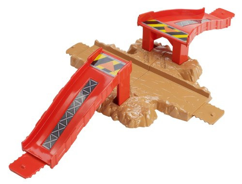 Hot Wheels Track Builder Crossroad Crash Stunt Pack Hot Wheels Track Builder Crossroad Crash Stunt Pack