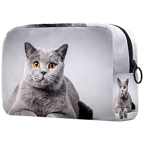 Inhomer Cosmetic Bag for Women Cat Lying On The Table Travel Makeup Case Handy Pouch Organizer Toiletry Bag Gifts