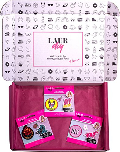 LaurDIY PROMOLDIY07 9 pc Pins & Patches Set, Multicolor