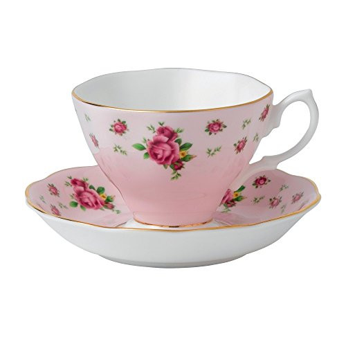 Royal Albert 8703026135 New Country Roses Formal Vintage Boxed Teacup and Saucer Set, Pink
