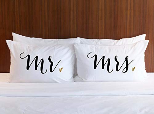 Pillowcases Gift for Newlyweds, Mr and Mrs Pillow Case Black Gold Glitter, Gift for Bride Wedding Gift Bridal Shower