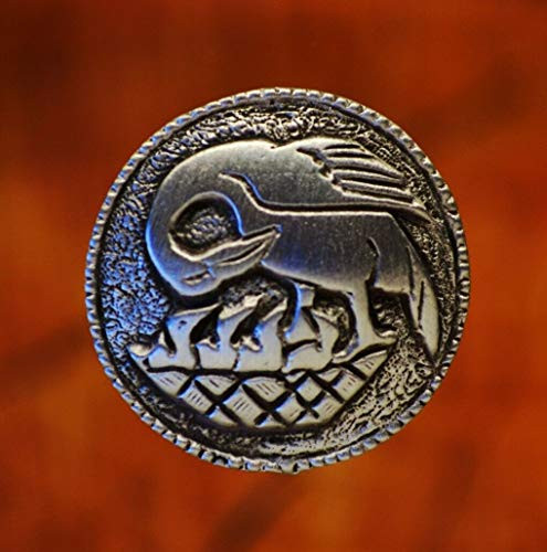 Pelican in Her Piety Buttons 1 Inch -25 mm- Round in Fine Pewter