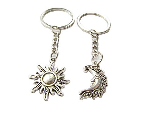 Sun Moon Keychains,Couples Keyring Set, Friendship Keyrings, 2 Best Friends,Sun and Moon Keychain
