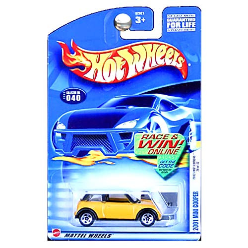 HOT WHEELS 2002 FIRST EDITIONS 2001 MINI COOPER 040 RACE  and  WIN ONLINE CARD