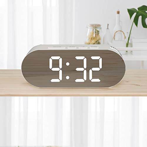 Digital Alarm Clock with USB Port for Charging,Mirror Snooze Alarm Clock,LED Digital Alarm Clock,Simple to Operate,Compact Clock for Bedrooms, Bedside, Desk Decoration