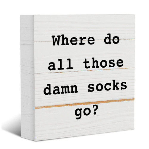 YYDS Laundry Sign Rustic Wooden Box Sign,Farmhouse Laundry Room Decor, Home Decor, Funny Wood Block Plaque Desk Decor Shelf Table Decoration for Home Living Room Bathroom,Laundry Is Looking at Me