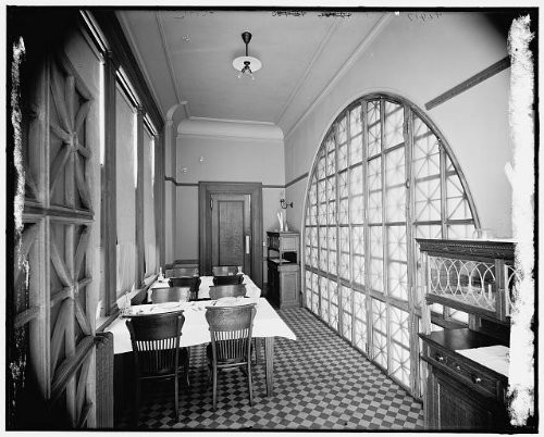 Photo: State Savings Bank,interiors,Buildings,desks,Chairs,Detroit,Michigan,MI,1900