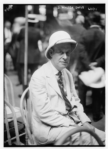 HistoricalFindings Photo: J. Walter Doyle,Helmets,Crowds,Seats,Chairs,1924