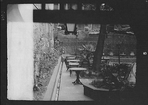 HistoricalFindings Photo: Courtyard,Tables,Chairs,Buildings,New Orleans,Louisiana,LA,Arnold Genthe,1920