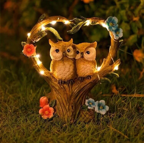 Tovotum Solar Owl Lovebirds Garden Statue,Garden Sculpture with Solar Led Lights,Outdoor Waterproof Handmade Resin Owls Statue,Lovebirds Figurine Decor for Pathway, Patio, Lawn (Owl)
