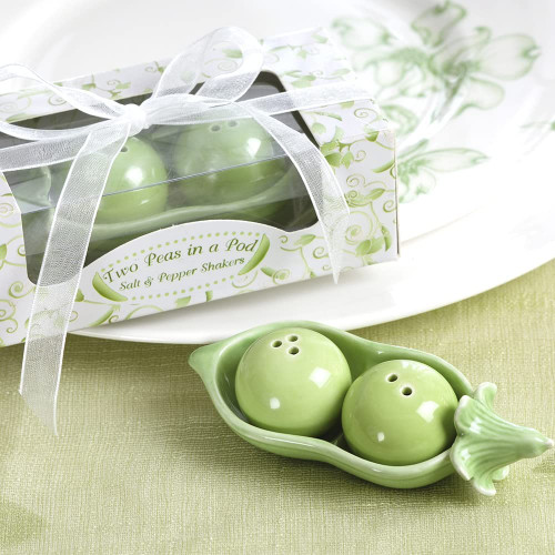 Kate Aspen "Two Peas in A Pod" Ceramic Salt and Pepper Shakers in Ivy Print Gift Box Wedding Favors (Set of 4), Green