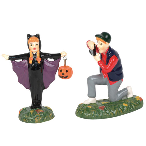Department 56 Snow Village Halloween Accessories You Look Batastic Figurine Set, 1 inch, Multicolor
