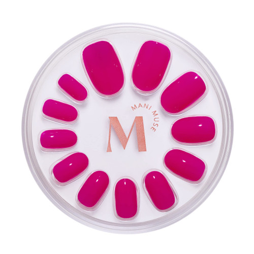 Mani Muse Press-On Nails (Sassy Little Lassy)