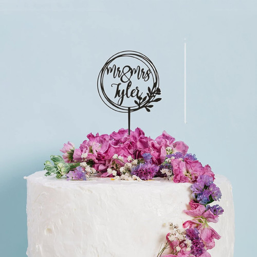 Calligraphy Customized Rustic Cake Topper Personalized with Surname Mr and Mrs Customized Wedding Date Name Bride & Groom Cake Topper for anniversary Engagement Wedding Party Decorations