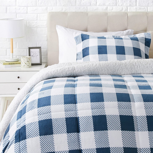 Amazon Basics Ultra-Soft Micromink Sherpa Comforter 2-Piece Bedding Set, Twin, Navy Gingham