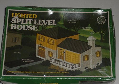 Bachmann HO Scale Lighted Split Level House Building and Landscaping Kit