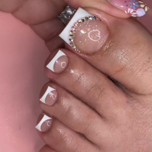 French Tip Press on Toenails Square Fake Toe Nails Glossy Press on Toes Nails with Rhinestone Designs White French Tip False Toe Nails Nude Acrylic Beach Full Cover Cute Artificial Toenails for Women