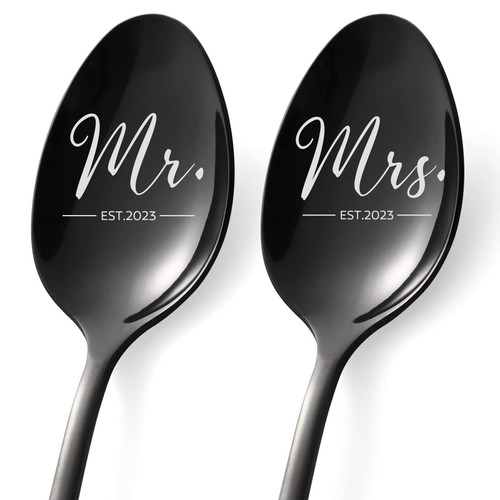 Mr and Mrs EST 2023 Coffee Spoon Couple Gifts - His and Hers Newlywed Gifts, Wedding Engagement Gifts for Couple - Gifts for Bridal Shower, Bride To Be