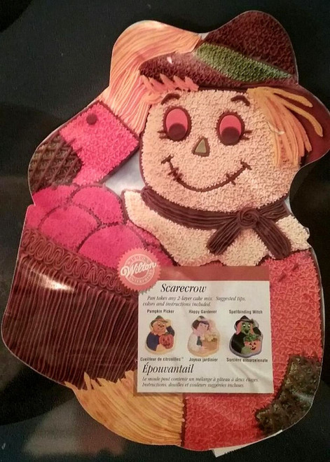 Wilton Pumpkin Picker Scarecrow Cake Pan