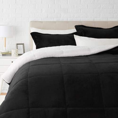 Amazon Basics Ultra-Soft Micromink Sherpa 3-Piece Comforter Bed Set, King, Black, Solid